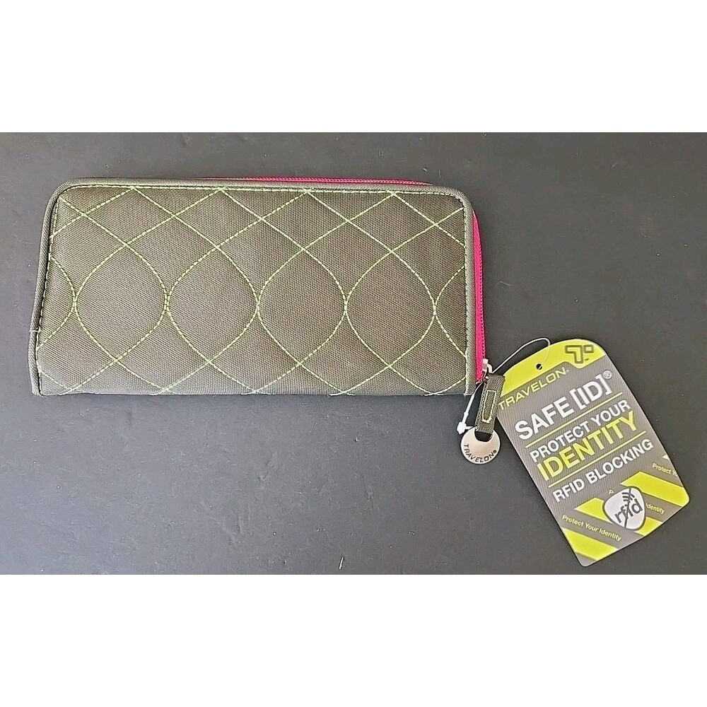 Travelon SafeID Hack-Proof Embroidered Ladies RFID Clutch Wallet NWT Olive Berry